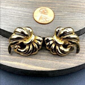 Vintage Monet Bow Stamped Clip Earrings
